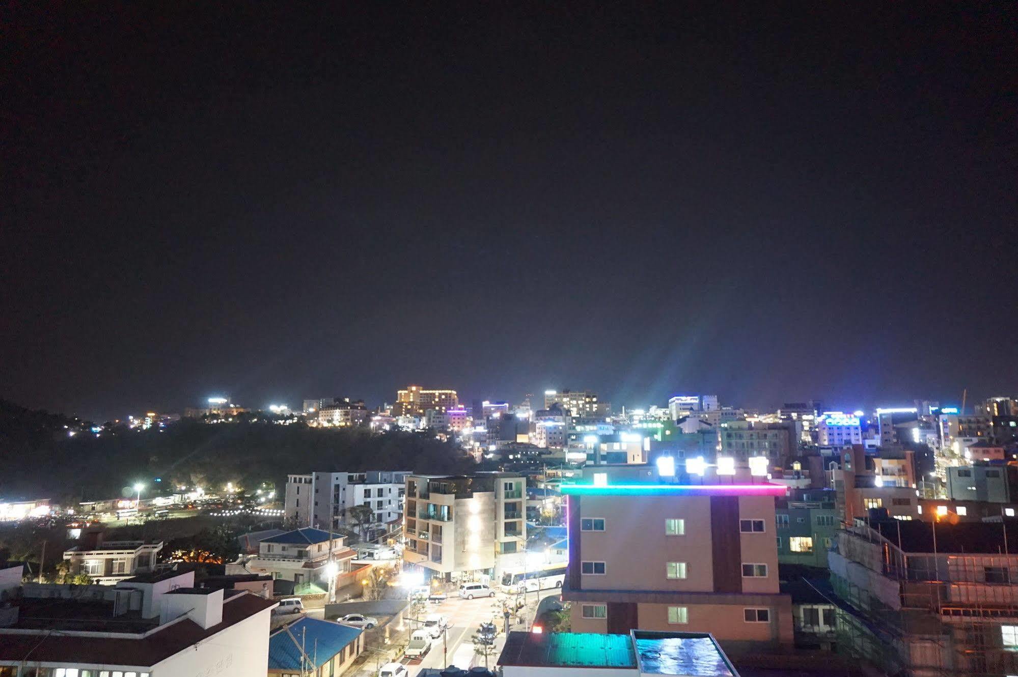 Seogwipo Dongwon Hotel Bagian luar foto