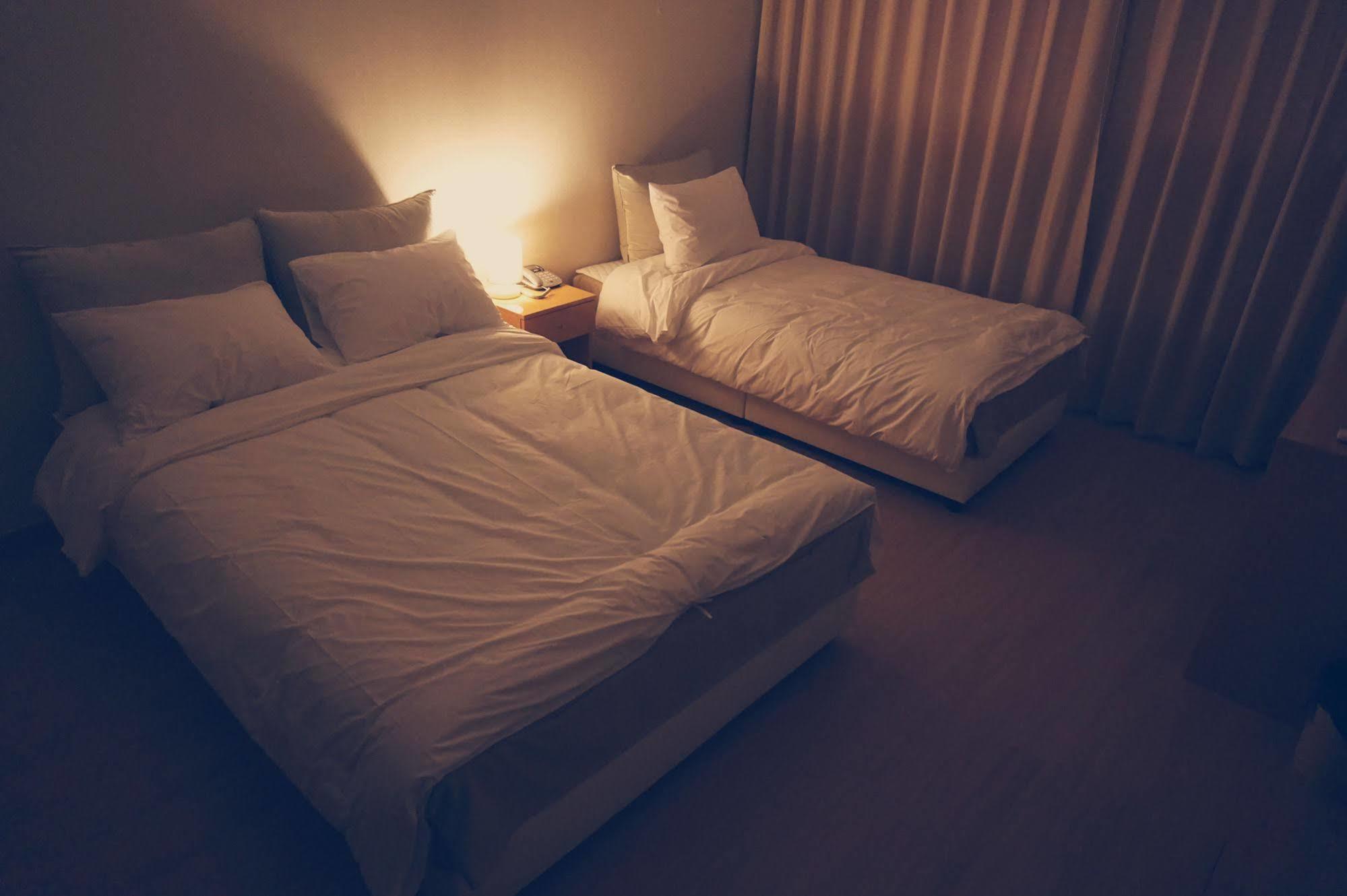 Seogwipo Dongwon Hotel Bagian luar foto